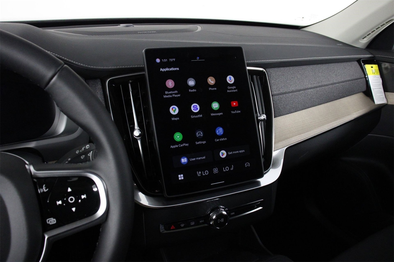 2025 Volvo XC90 Plus - Photo 6