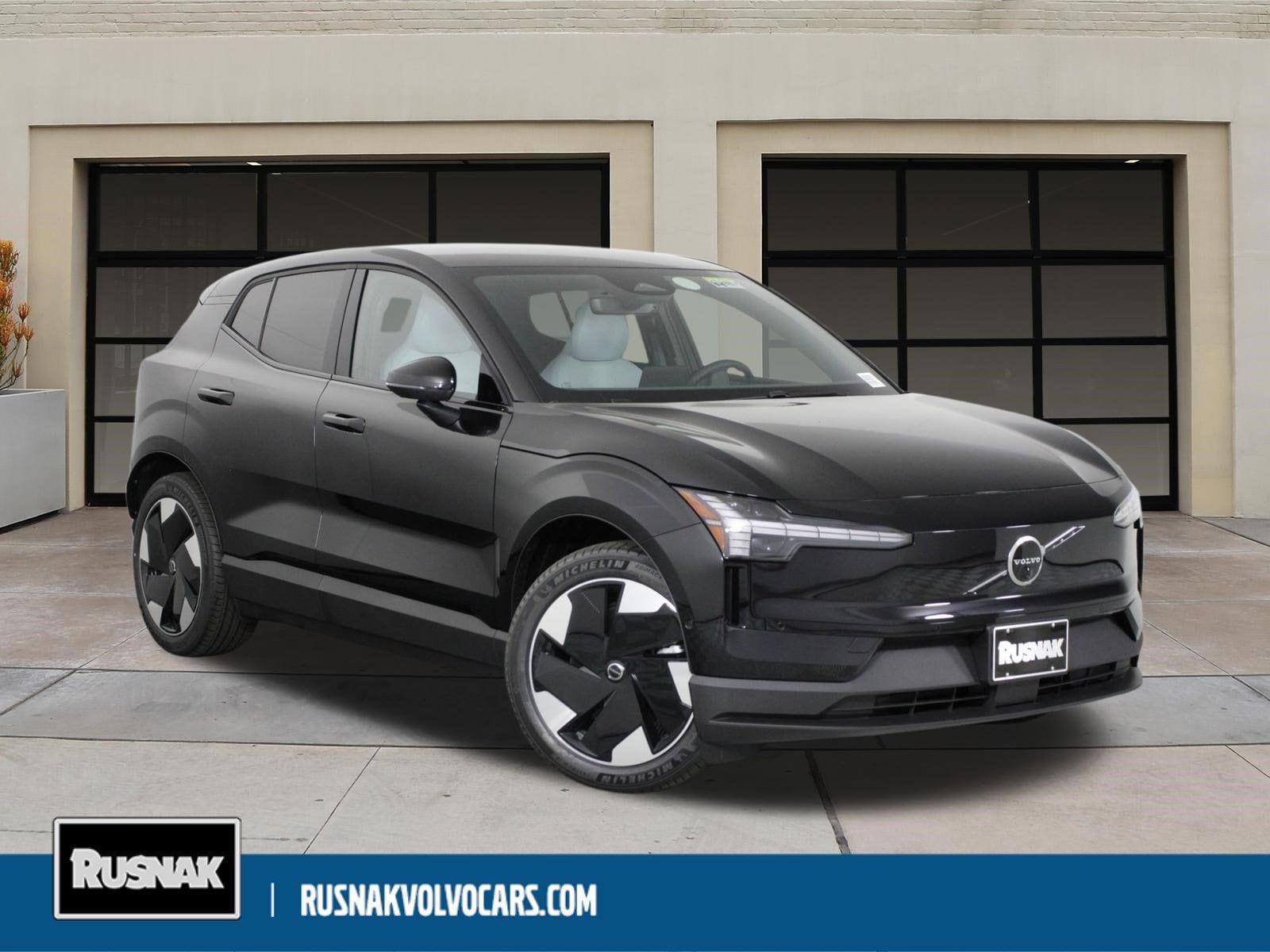 2026 Volvo EX30 Twin Motor Performance Ultra's photo