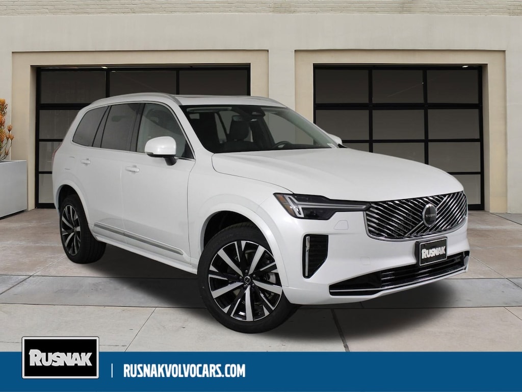 New 2026 Volvo XC90 B5 Core SUV