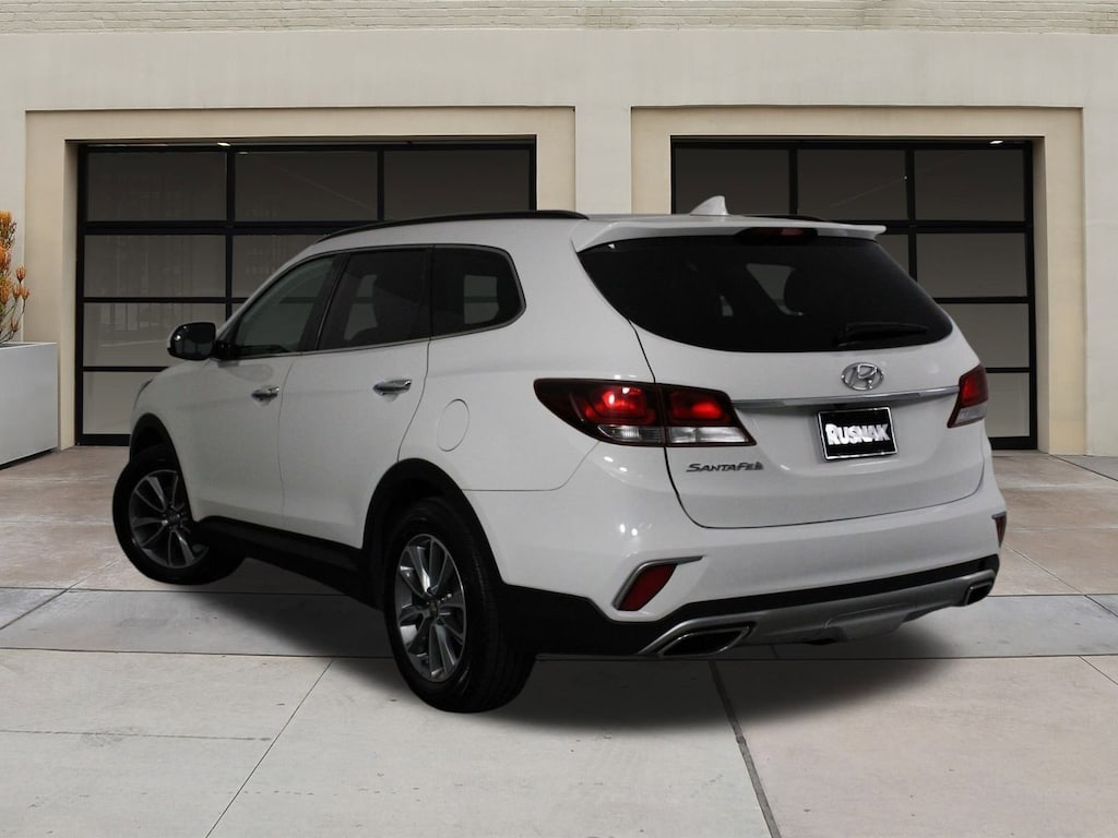 Used 2017 Hyundai Santa Fe SE SUV