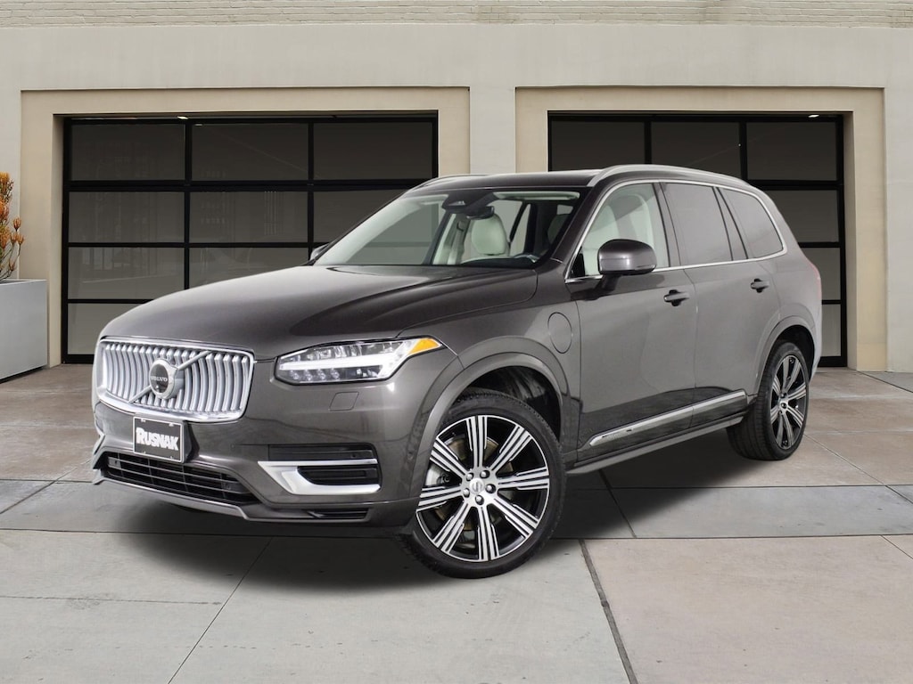 Certified 2024 Volvo XC90 plug-in hybrid T8 Plus Bright Theme 7 Passenger SUV