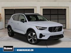 2026 Volvo XC40 B5 Plus AWD SUV