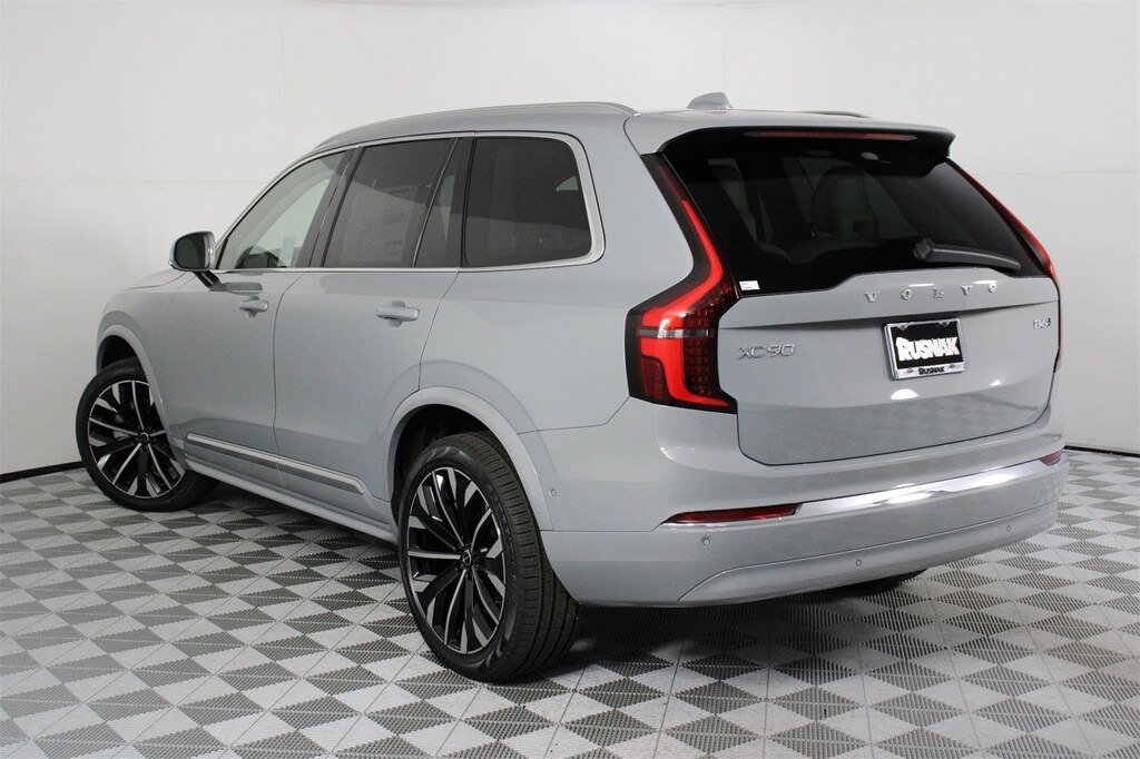 New 2026 Volvo XC90 B6 Ultra 7-Seater SUV