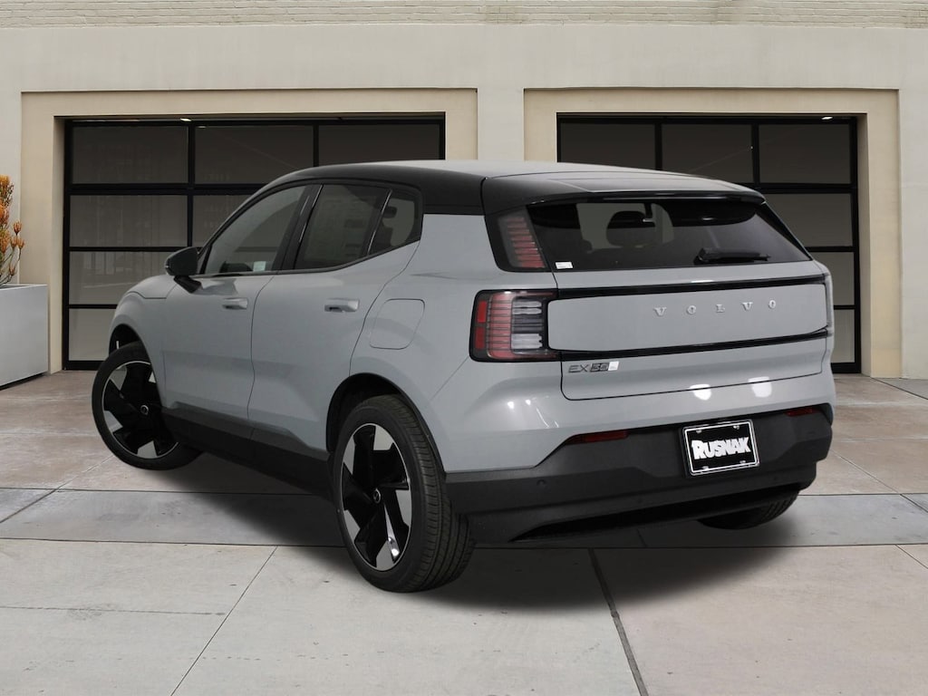 New 2026 Volvo EX30 Twin Motor Plus SUV