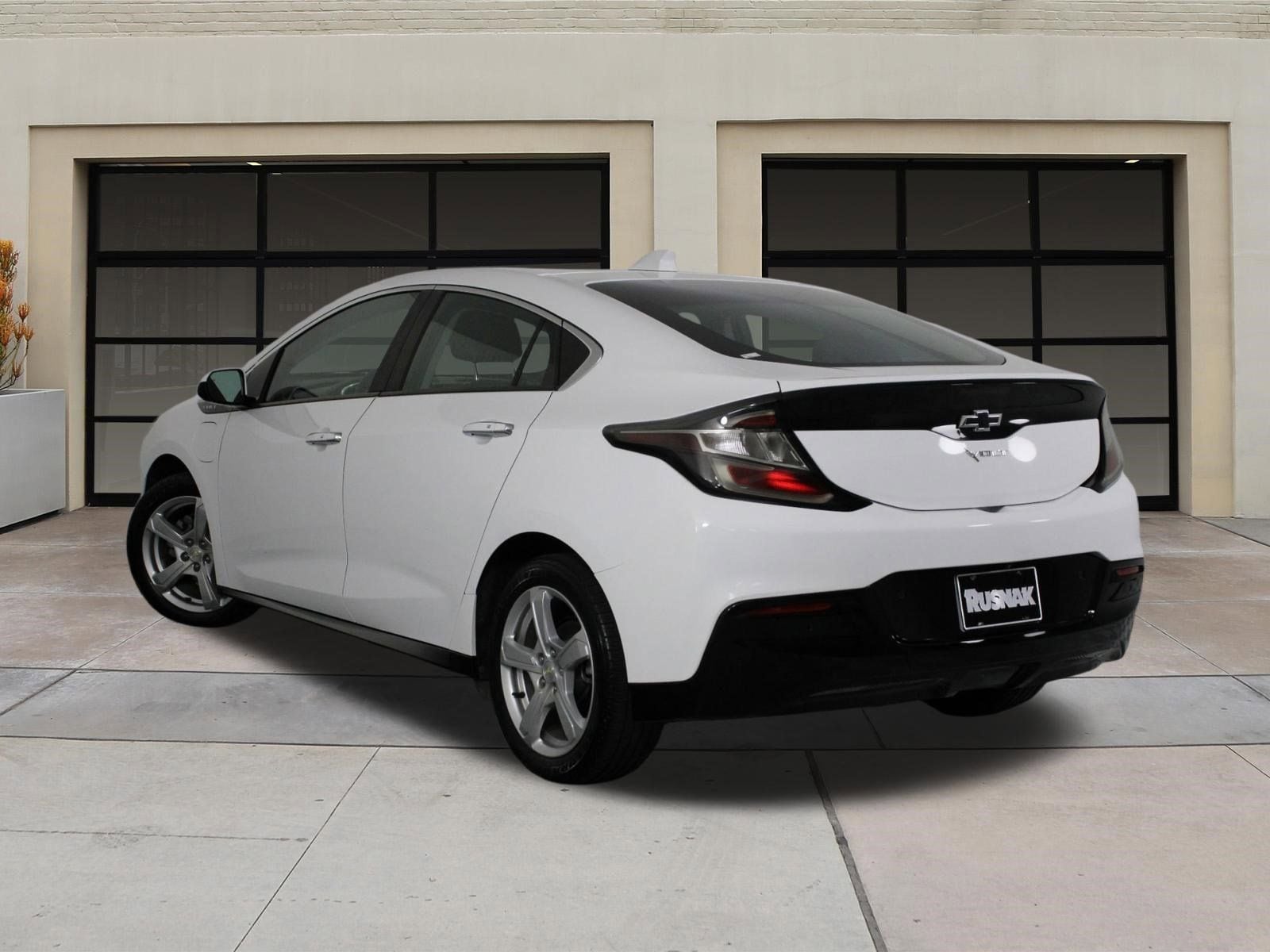 Used 2018 Chevrolet Volt LT with VIN 1G1RC6S54JU158015 for sale in Pasadena, CA