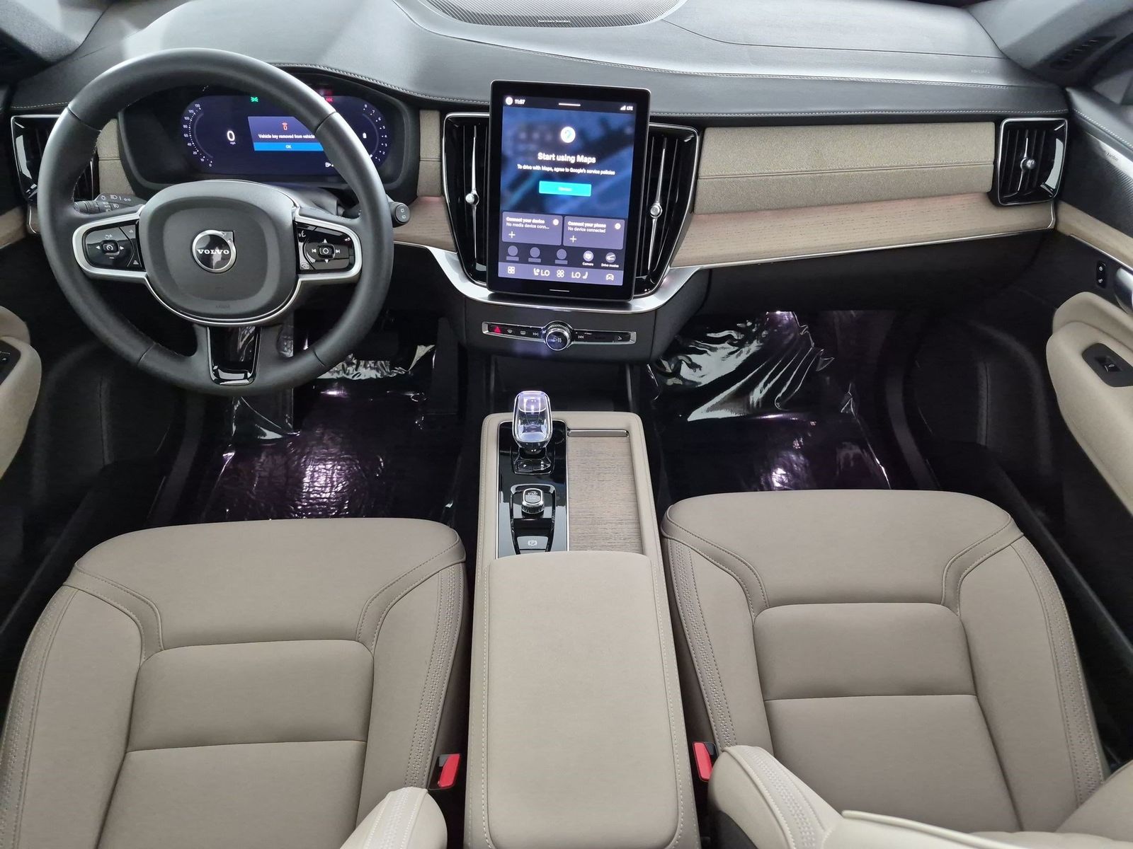 2026 Volvo XC90 Plus - Photo 7