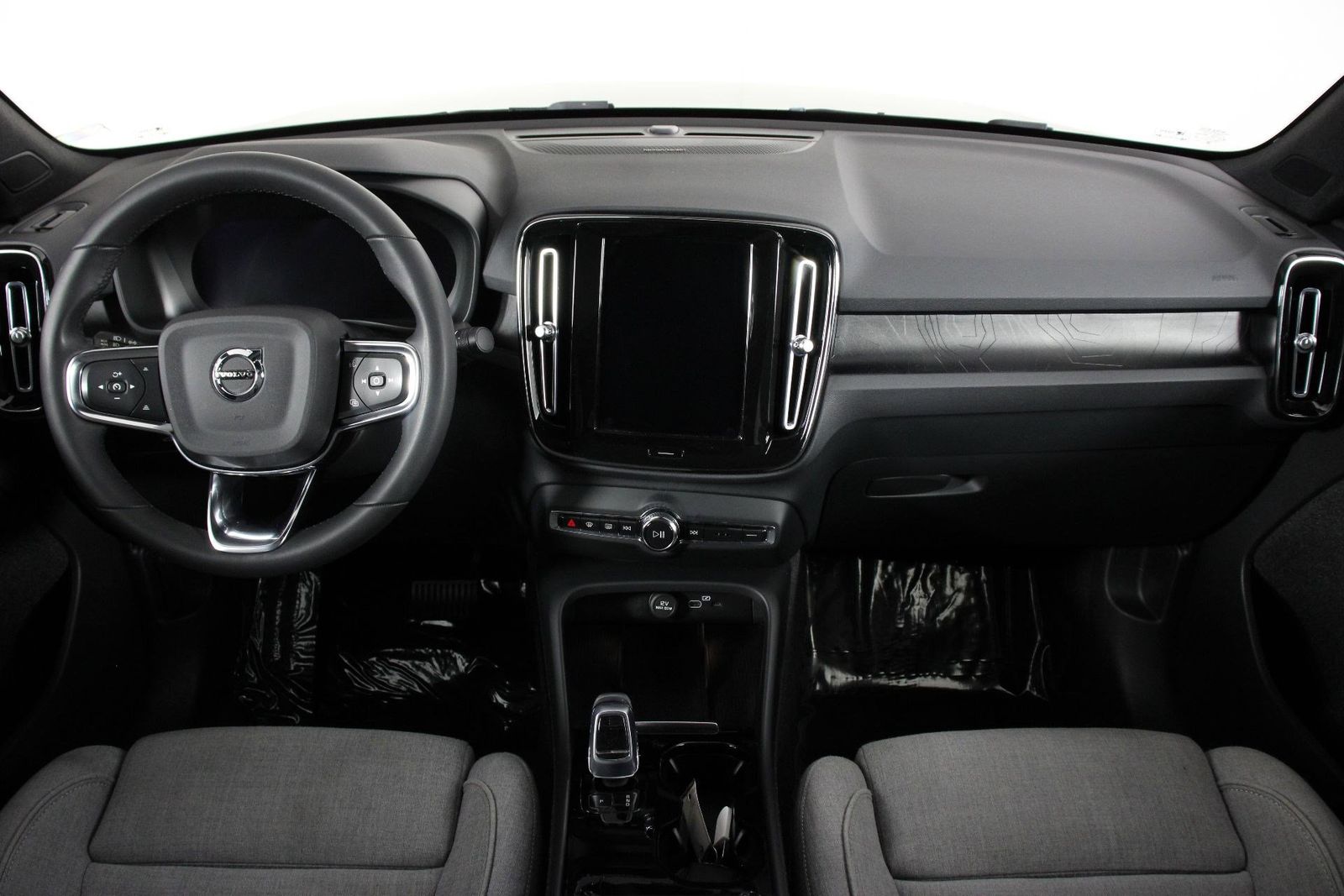 2023 Volvo C40 Recharge Pure Electric Ultimate photo 6