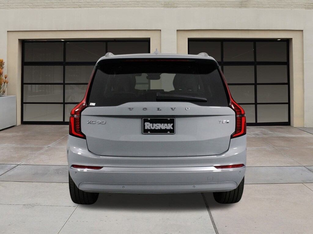 New 2026 Volvo XC90 plug-in hybrid T8 Ultra 7-Seater SUV