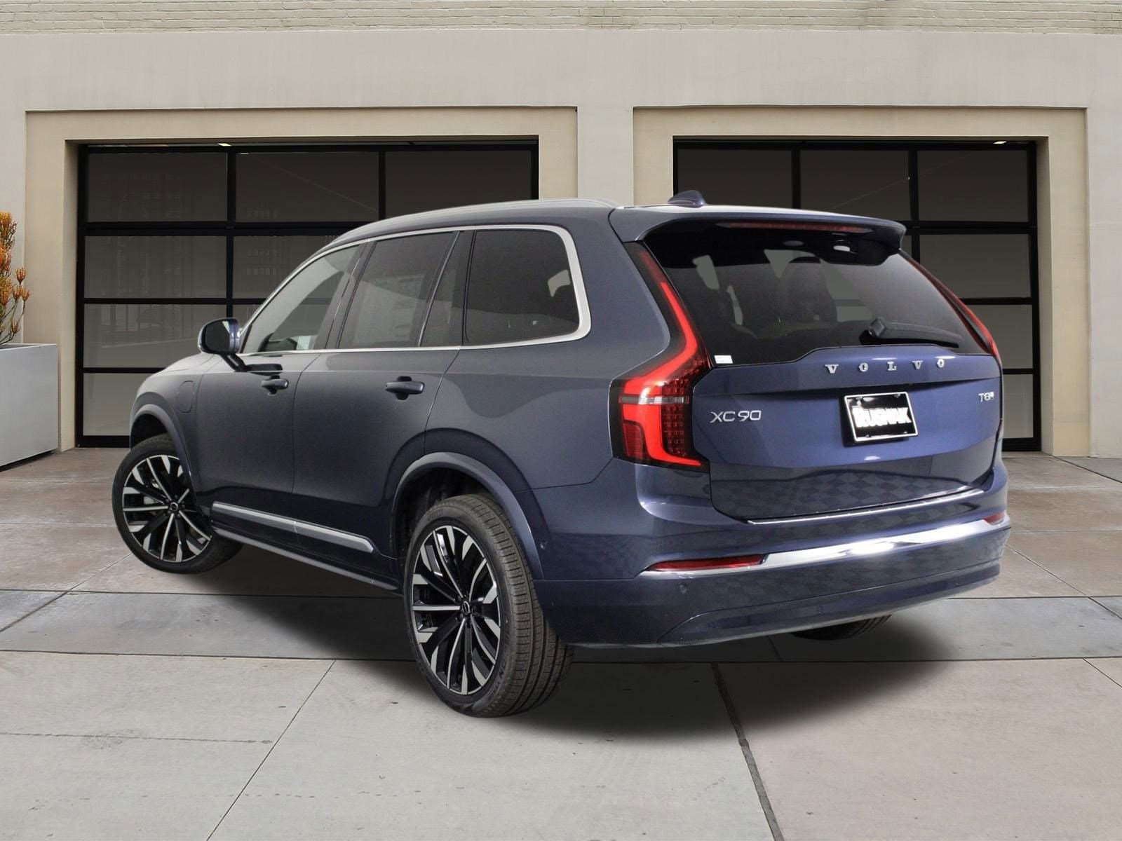 Buy or Lease New 2026 Volvo XC90 plug-in hybrid Near Los Angeles