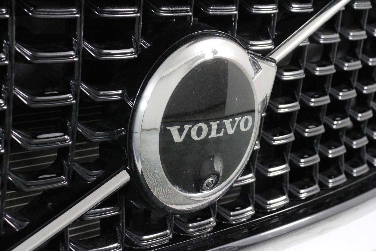 2026 Volvo XC40 Plus - Photo 27