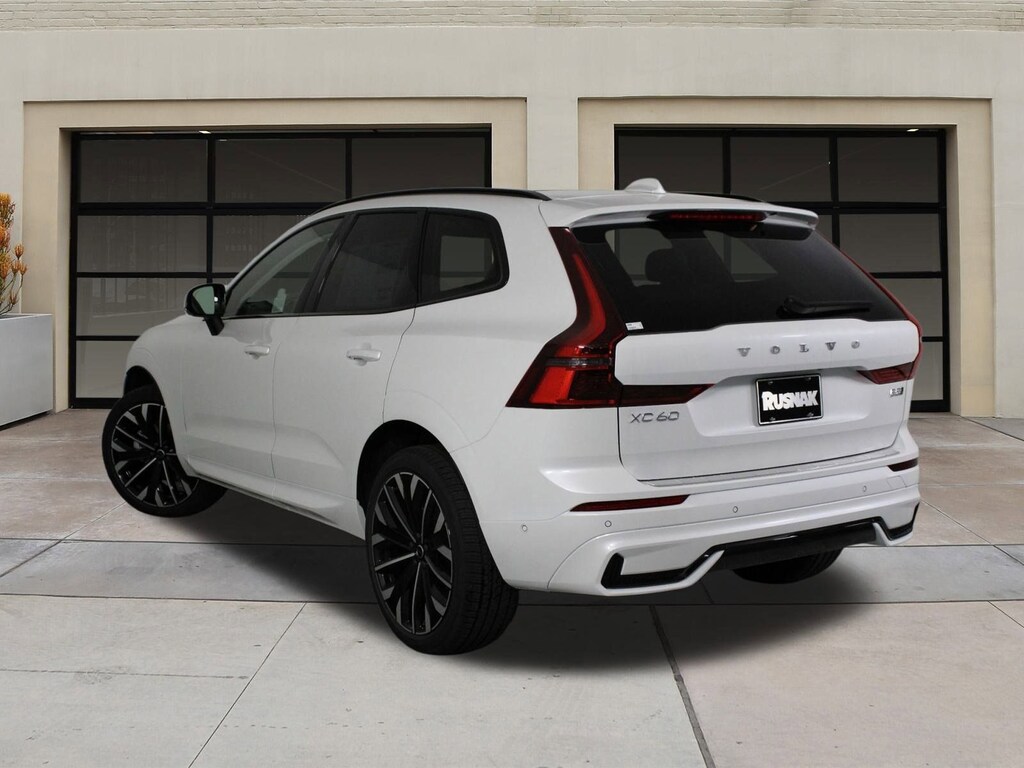 New 2026 Volvo XC60 B5 Ultra SUV