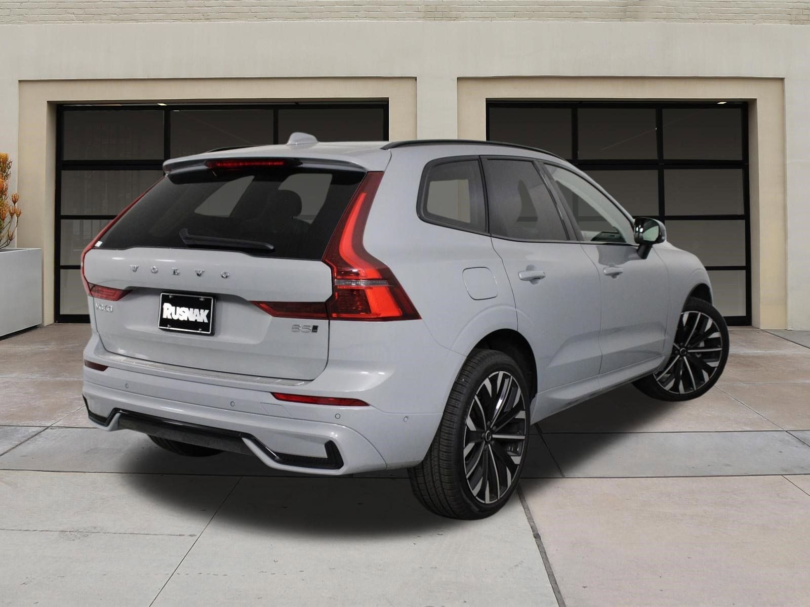 2026 Volvo XC60 Ultra - Photo 4