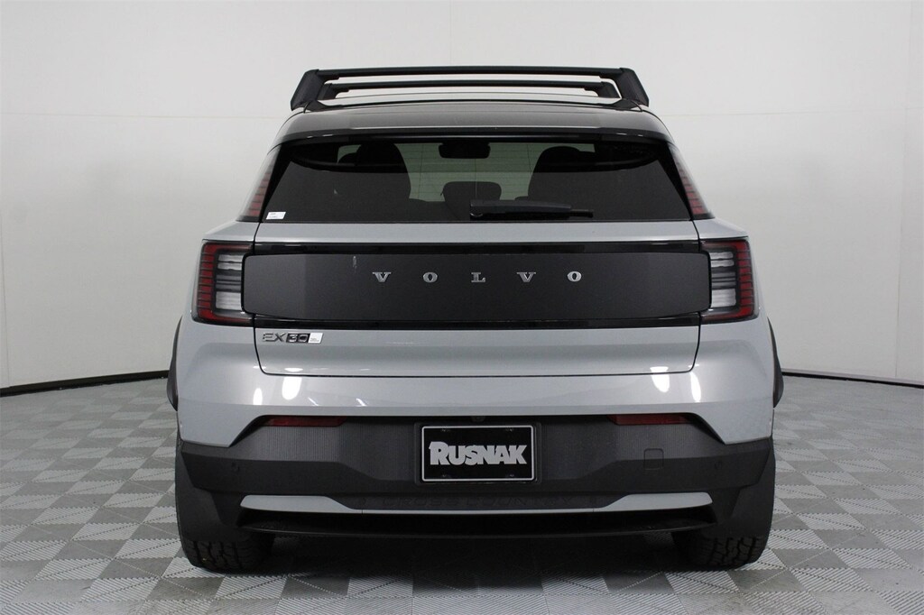 New 2026 Volvo EX30 Twin Motor Cross Country Ultra SUV