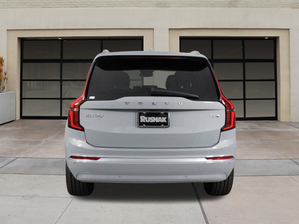 New 2026 Volvo XC90 plug-in hybrid T8 Plus 7-Seater SUV