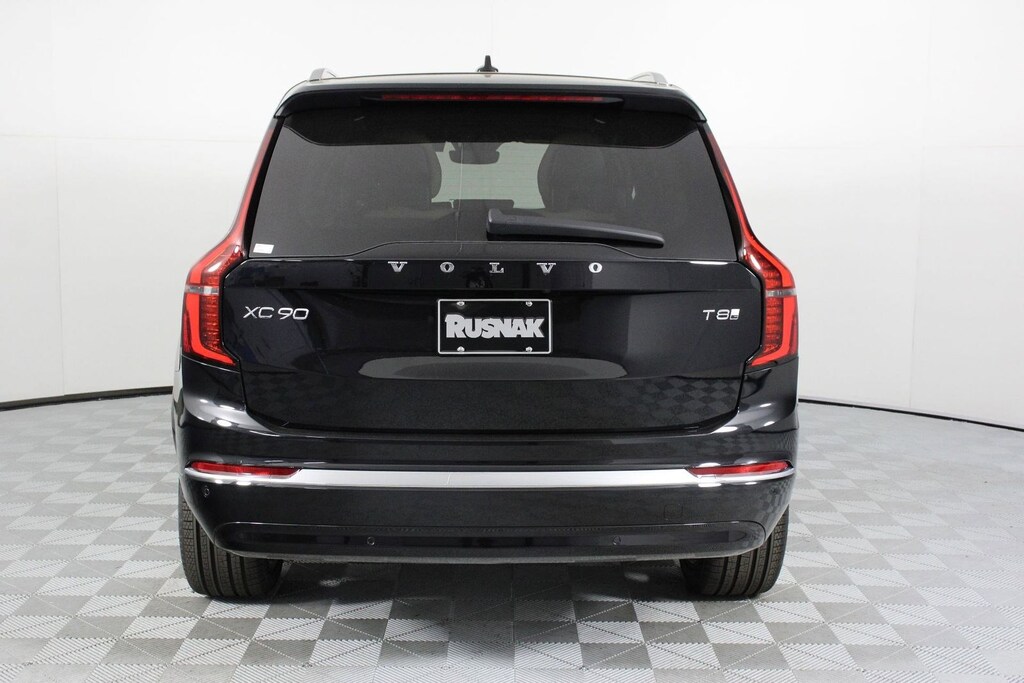 New 2026 Volvo XC90 plug-in hybrid T8 Ultra 7-Seater SUV