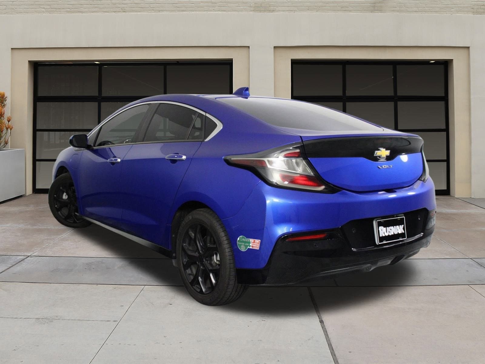 Used 2018 Chevrolet Volt Premier with VIN 1G1RD6S5XJU108913 for sale in Pasadena, CA