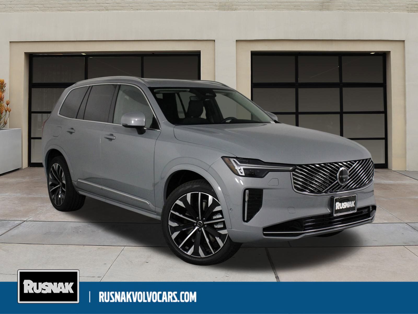 2026 Volvo XC90 T8 Recharge Plus Bright 7-Seat 4WD's photo