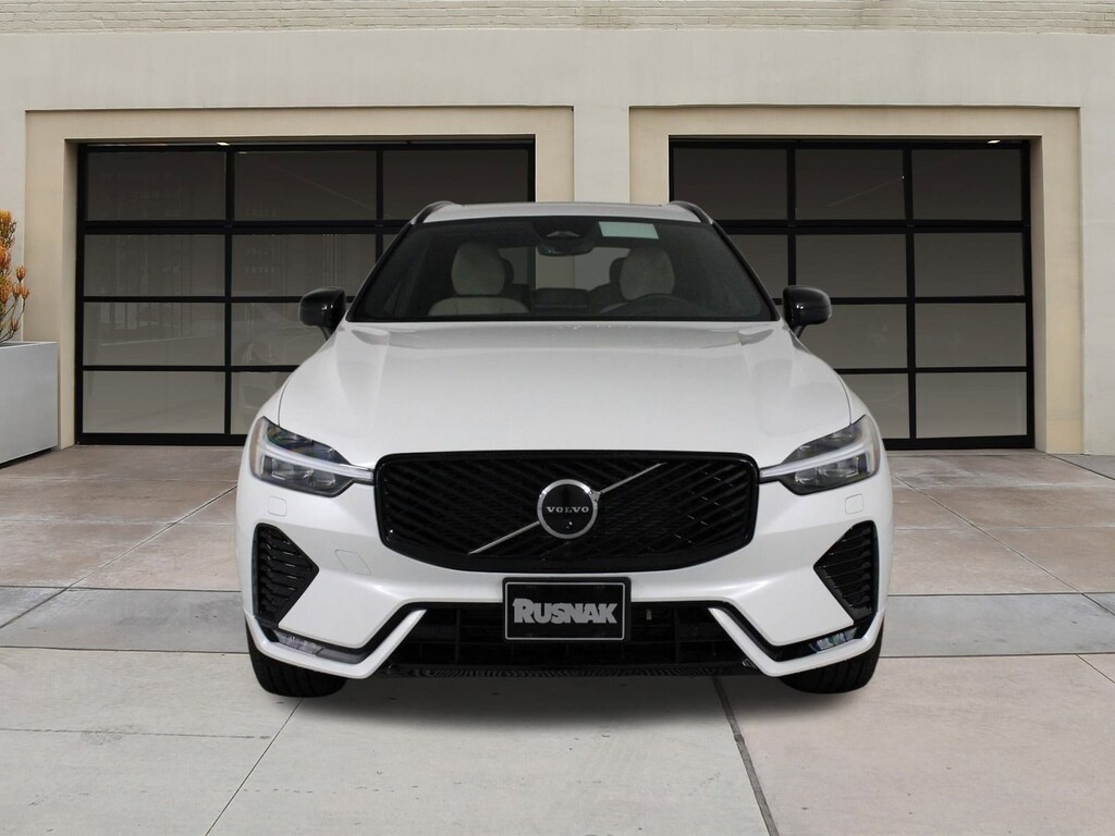 New 2026 Volvo XC60 B5 Plus SUV