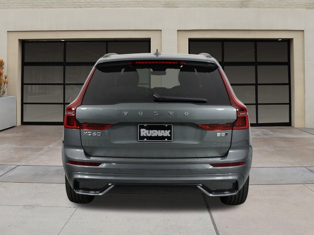 New 2026 Volvo XC60 B5 Plus SUV