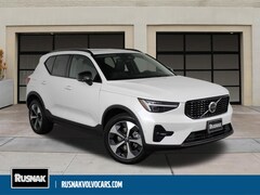 2026 Volvo XC40 B5 Plus AWD SUV