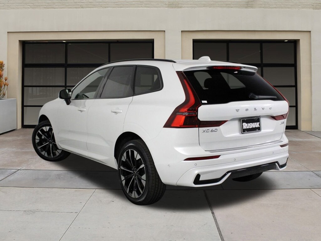 New 2026 Volvo XC60 B5 Plus SUV