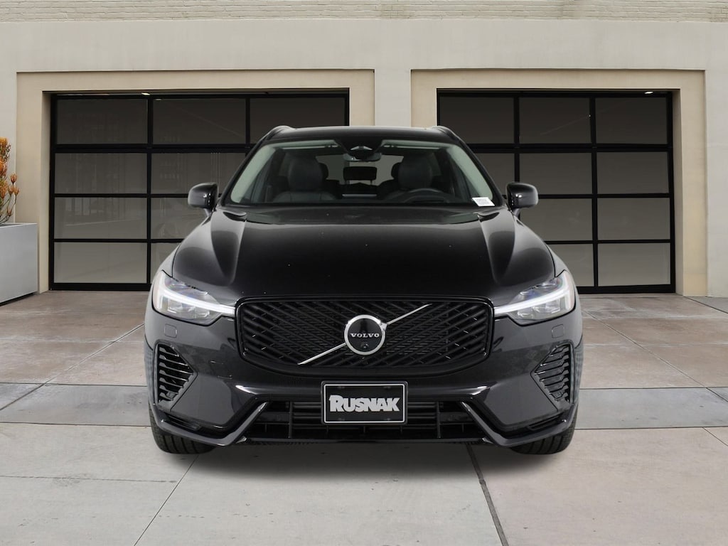 New 2026 Volvo XC60 plug-in hybrid T8 Ultra SUV