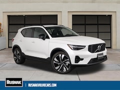 2026 Volvo XC40 B5 Plus AWD SUV
