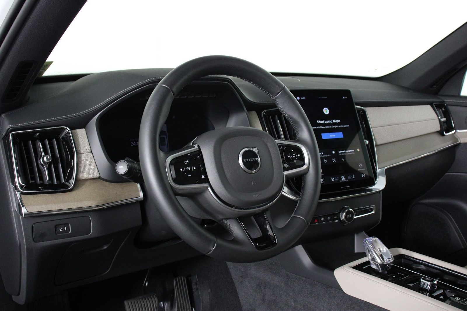 2026 Volvo XC90 Core - Photo 14