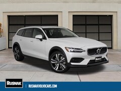 2026 Volvo V60 Cross Country B5 Plus AWD Wagon
