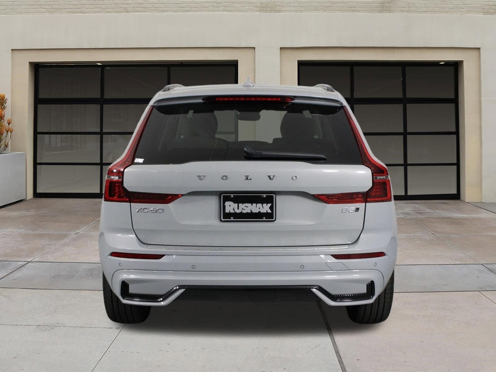 2026 Volvo XC60 B5 Ultra photo 4