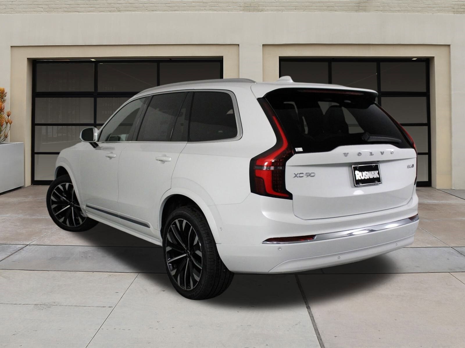2026 Volvo XC90 photo 3