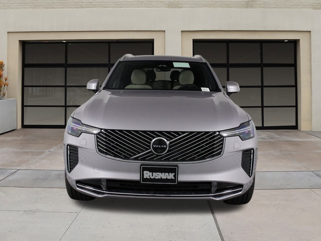 New 2026 Volvo XC90 B6 Plus 7-Seater SUV