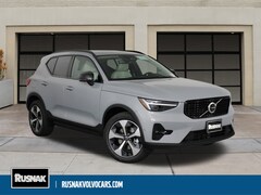 2026 Volvo XC40 B5 Plus AWD SUV