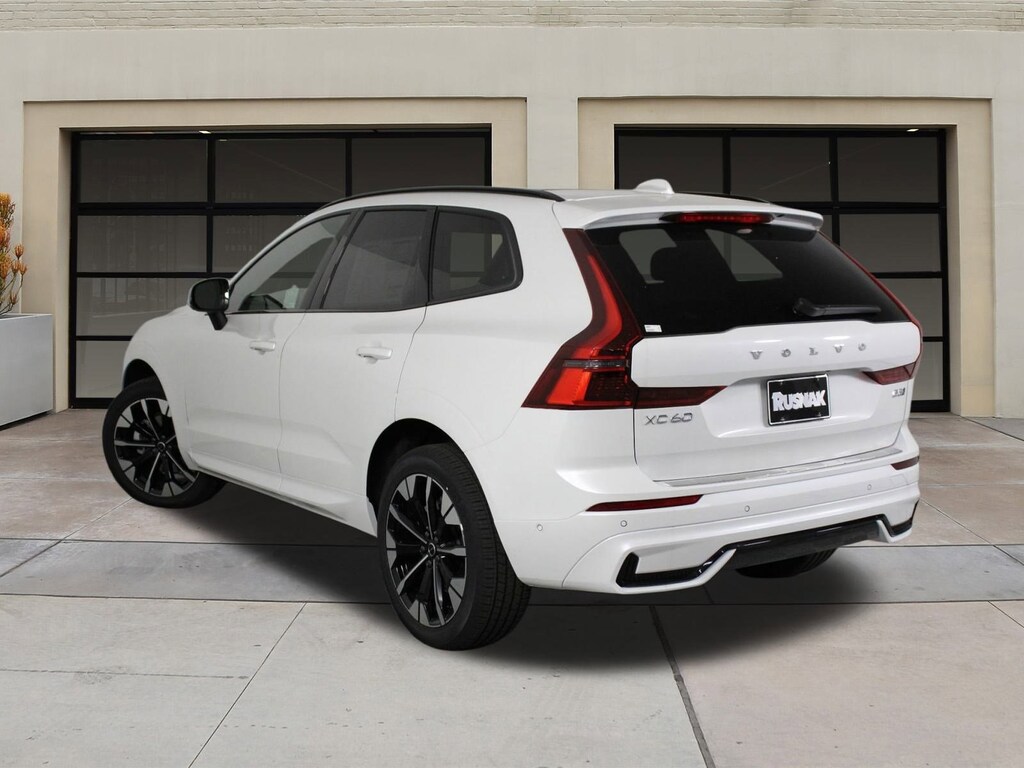 New 2026 Volvo XC60 B5 Plus SUV