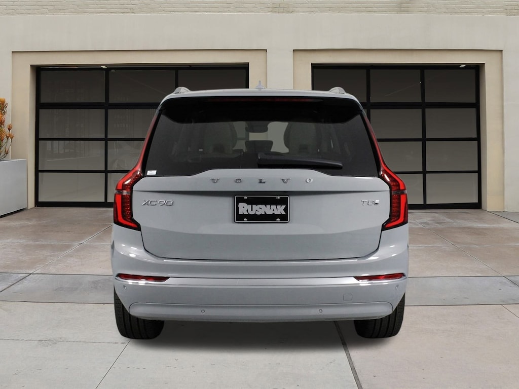 New 2026 Volvo XC90 plug-in hybrid T8 Ultra 7-Seater SUV