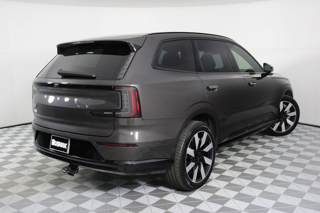 Certified 2025 Volvo EX90 Twin Motor Performance Ultra SUV