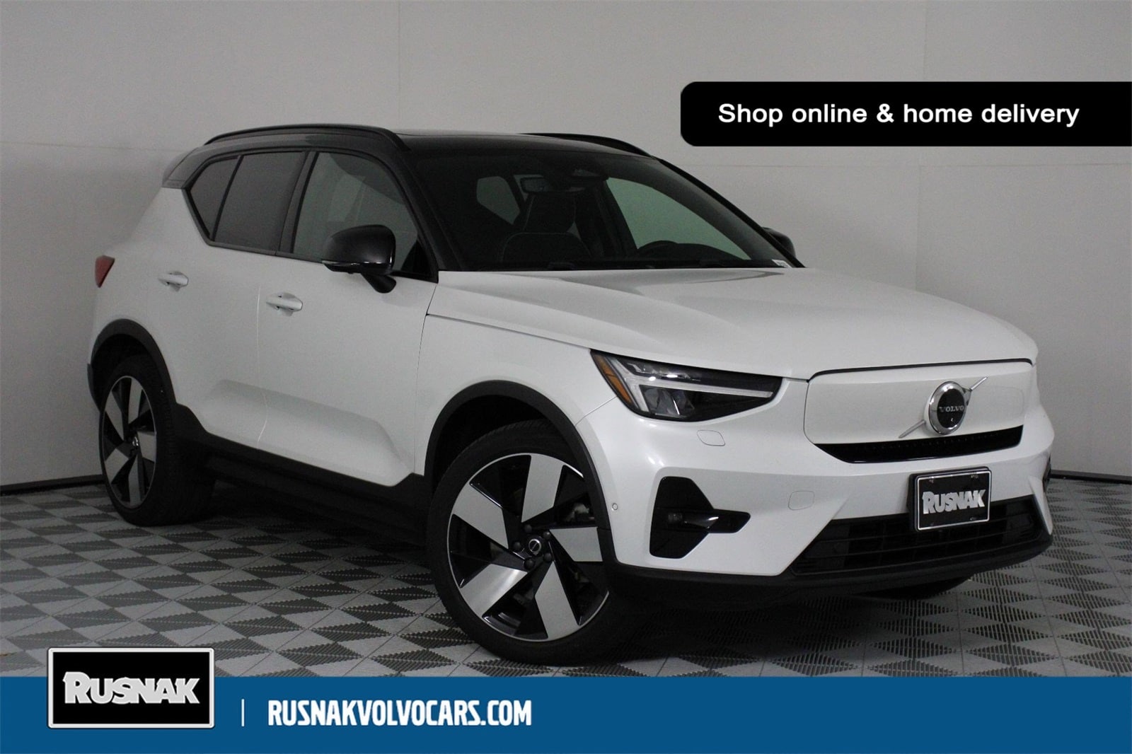 2023 Volvo XC40