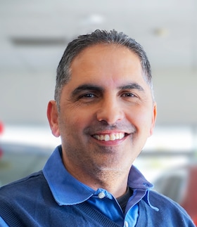 Staff member Edmond Eyssakhanian from 806de61800b0