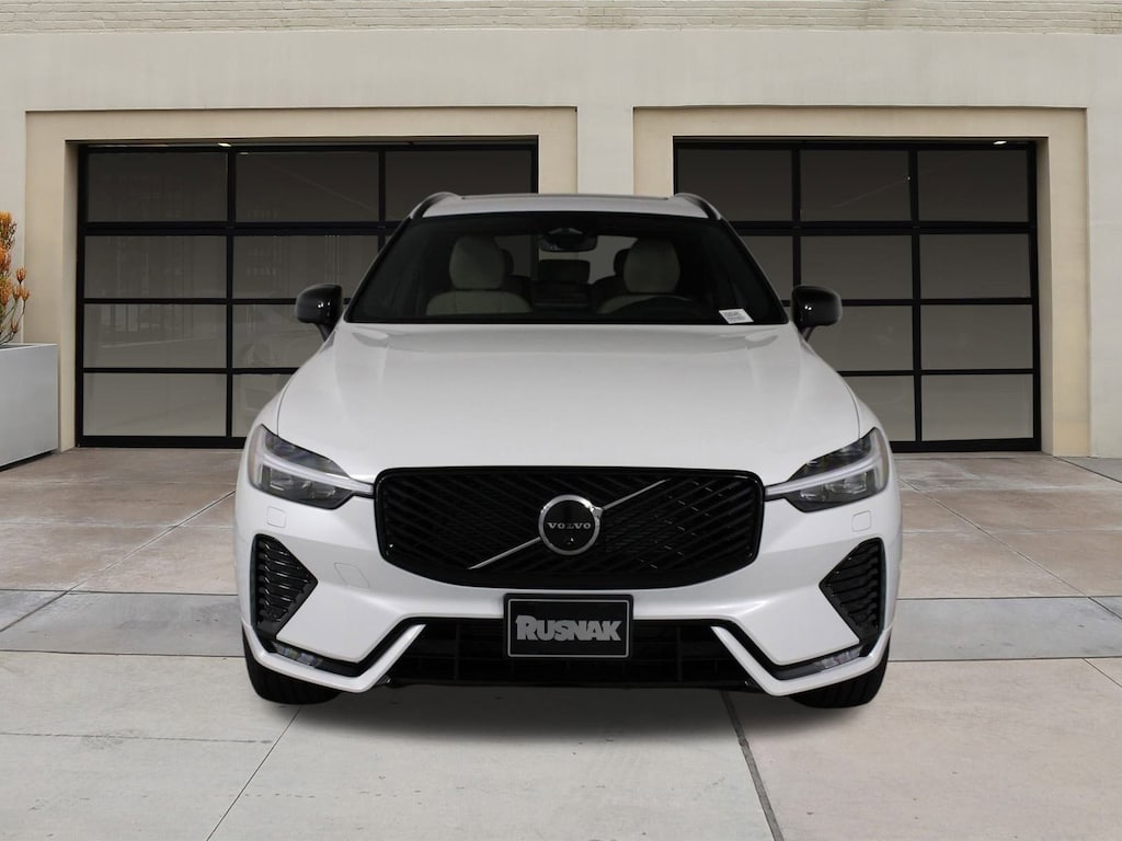 New 2026 Volvo XC60 B5 Plus SUV