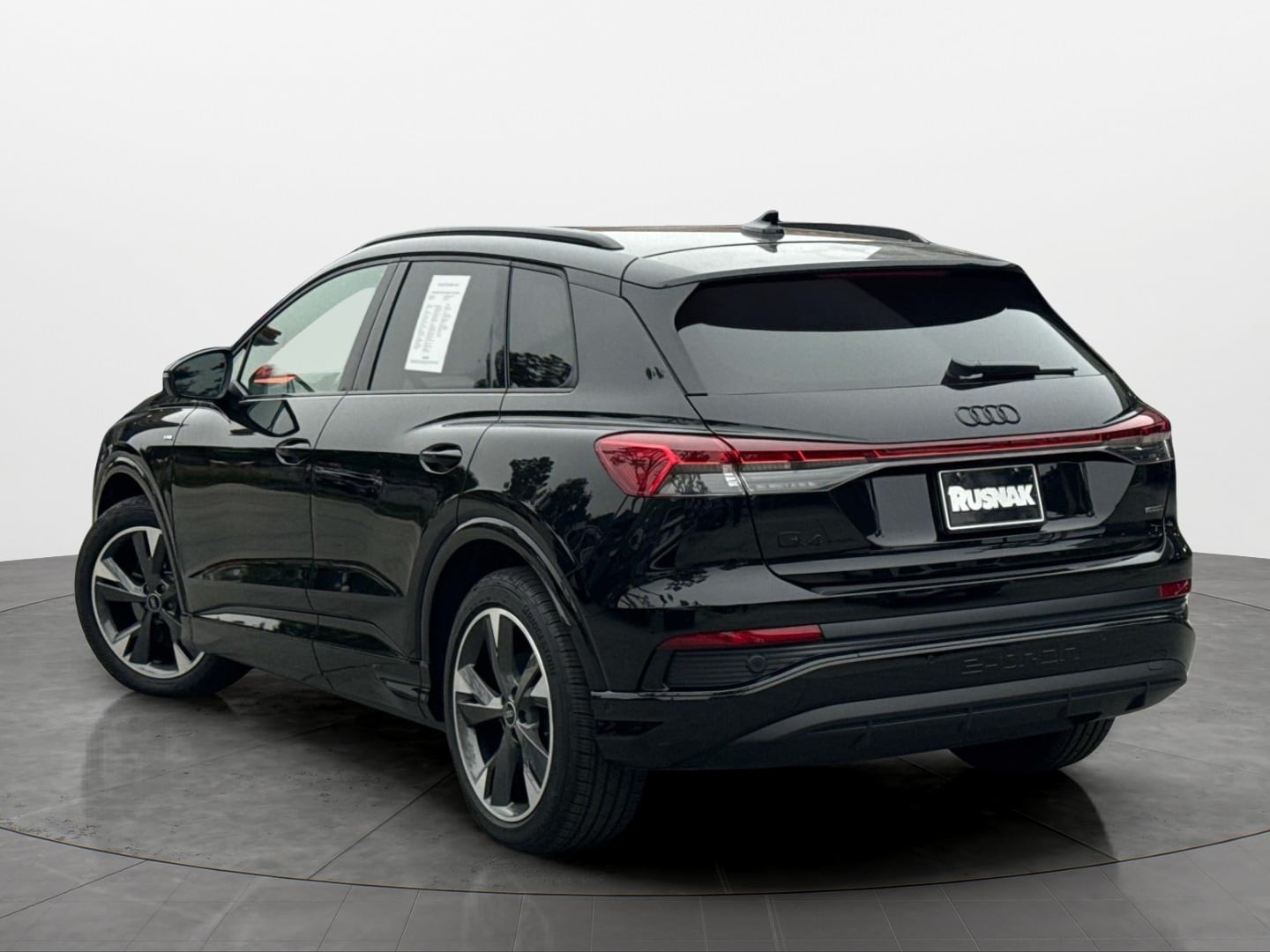 Used 2024 Audi Q4 e-tron Premium Plus with VIN WA1LUBFZ5RP034064 for sale in Thousand Oaks, CA