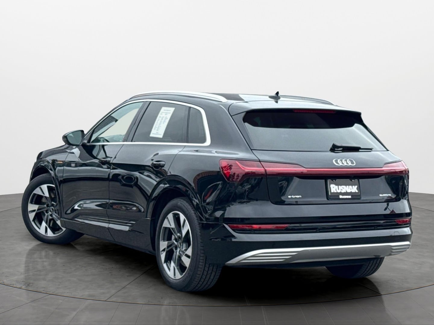 Used 2022 Audi e-tron Premium Plus with VIN WA1LAAGE1NB026517 for sale in Thousand Oaks, CA