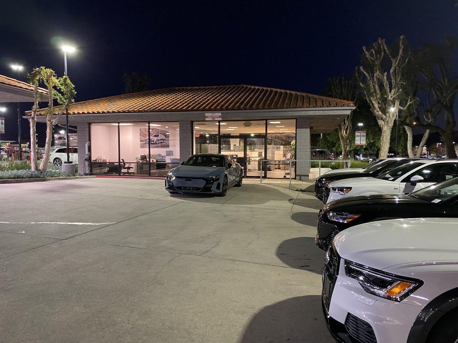 2018 Honda Accord LX photo 2