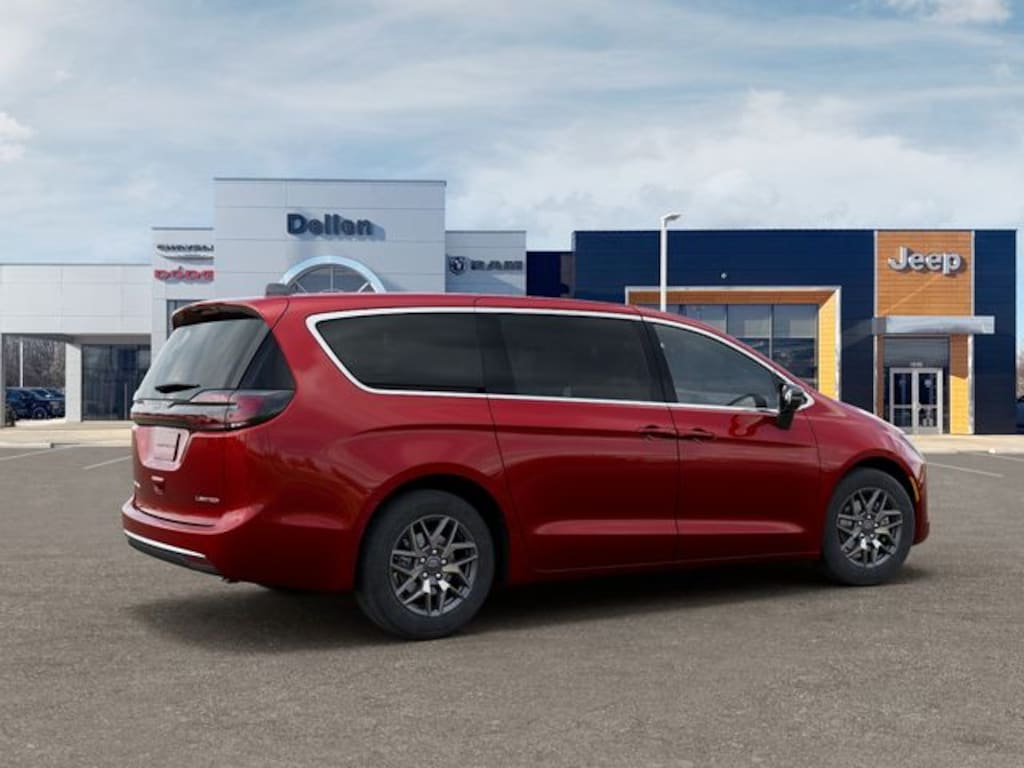 New 2027 Chrysler Pacifica LIMITED Passenger Van