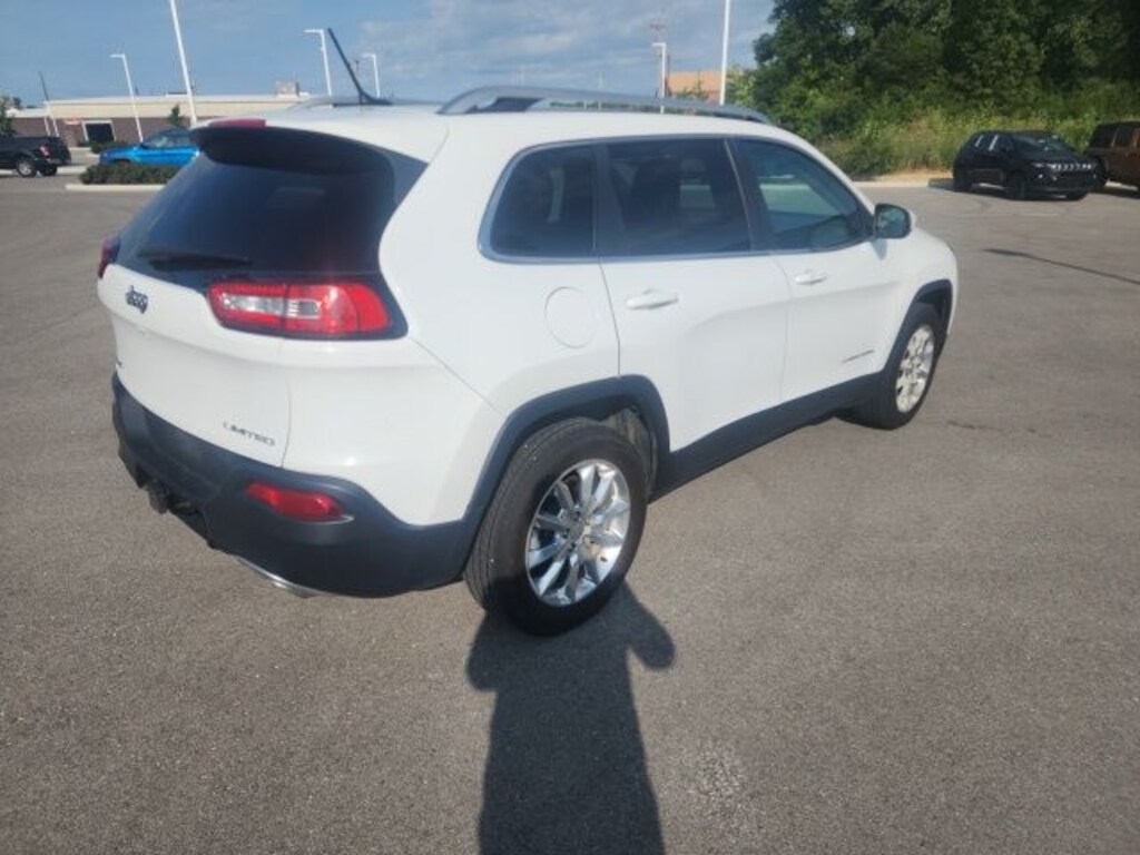 Used 2015 Jeep Cherokee Limited 4x4 SUV