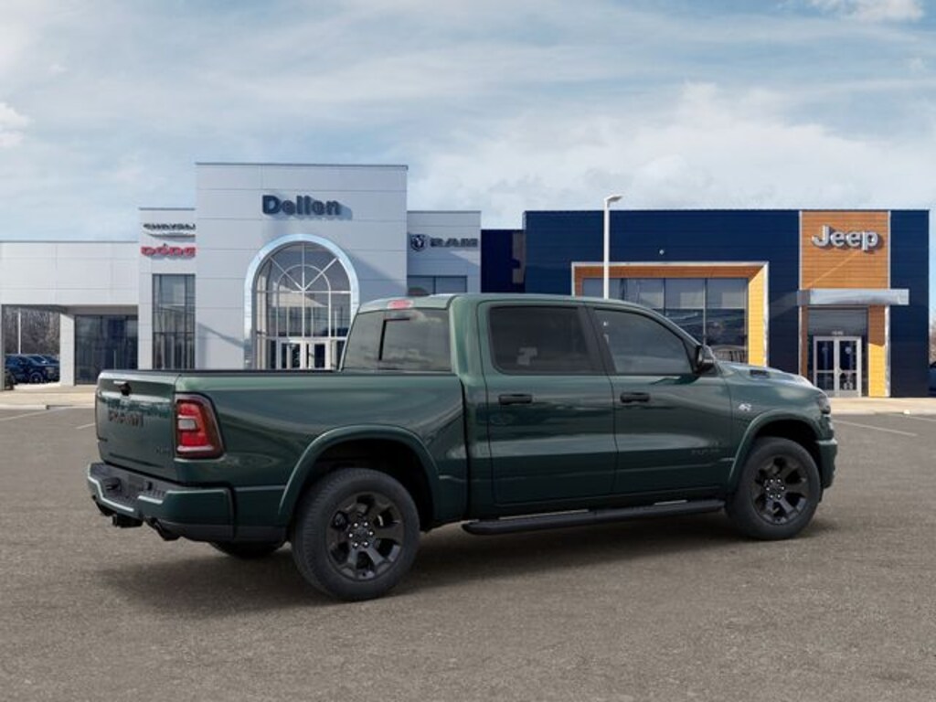 New 2026 Ram 1500 BIG HORN CREW CAB 4X4 5'7 BOX Pickup