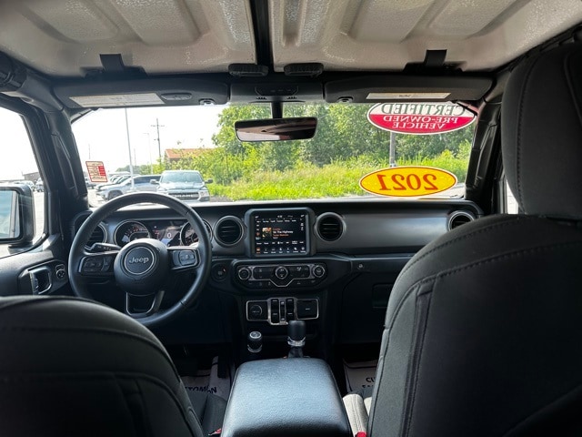 View 32