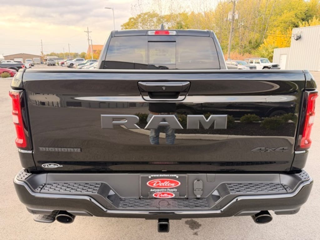 New 2026 Ram 1500 BIG HORN CREW CAB 4X4 5'7 BOX Pickup