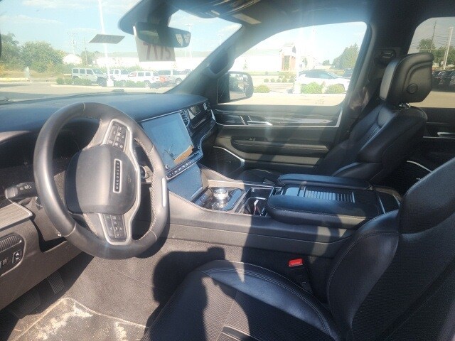 2022 Jeep Wagoneer Series II photo 2
