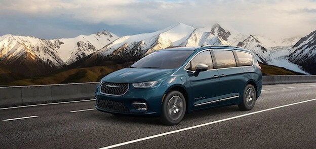 2021 Chrysler Pacifica for Sale in Greenfield