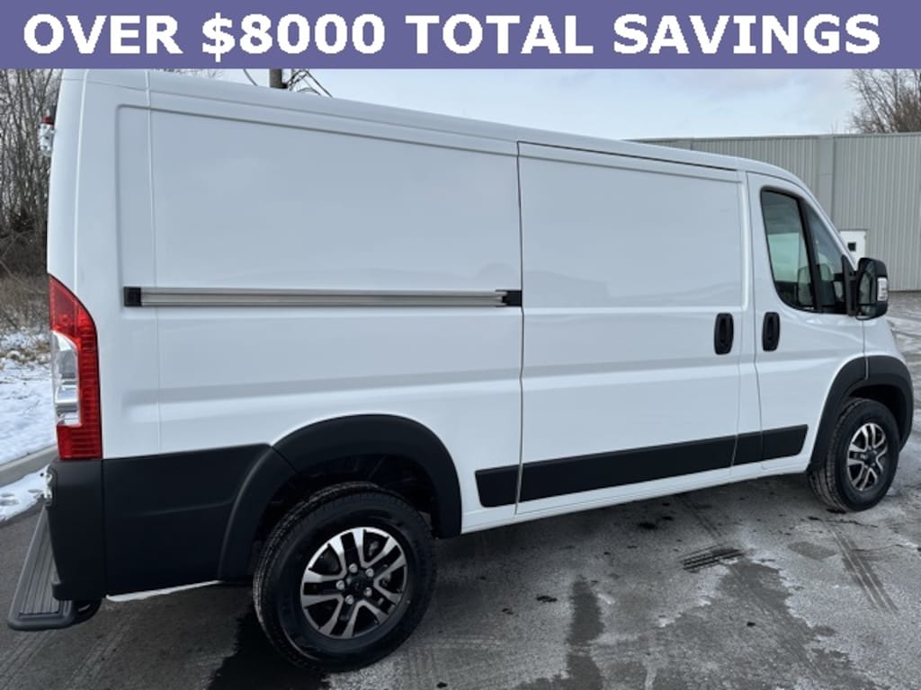 New 2025 Ram ProMaster PROMASTER 1500 SLT CARGO VAN LOW ROOF 136' WB Cargo Van